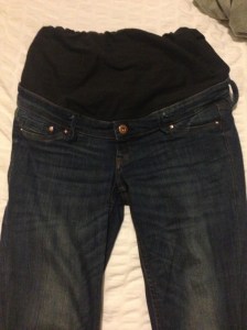 My maternity essentials - jeans from H&M