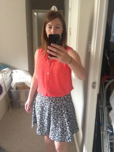 Another bad selfie of me in my new Oasis outfit