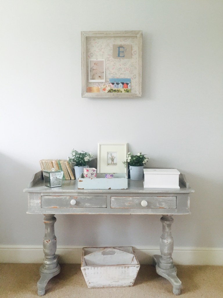 grey shabby chic desk in  childrens room