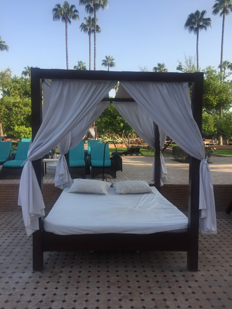 Daybed medina gardens hotel 