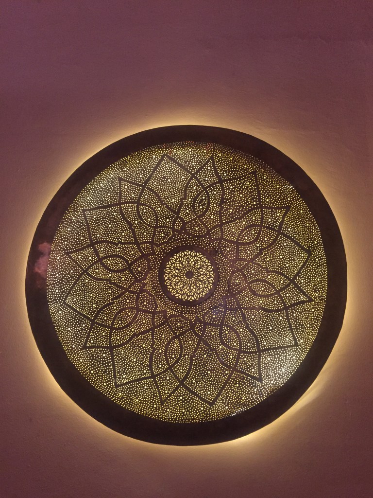 Moroccan light 