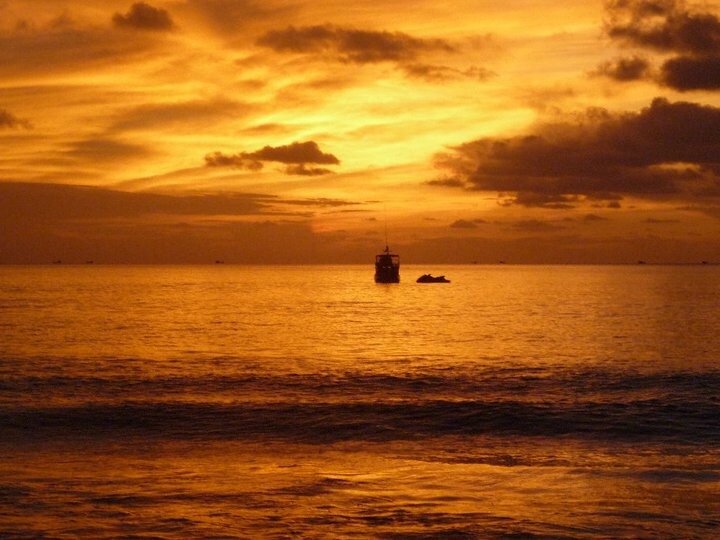 Sunrise haat rin beach